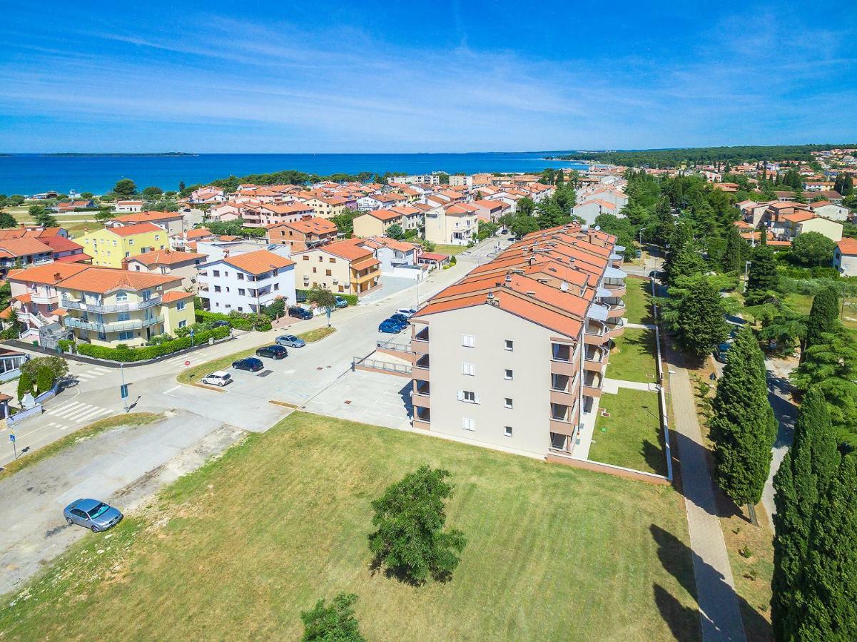 Adriatic Apartments Фажана Екстер'єр фото